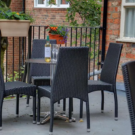 Western Kilima Hotel York