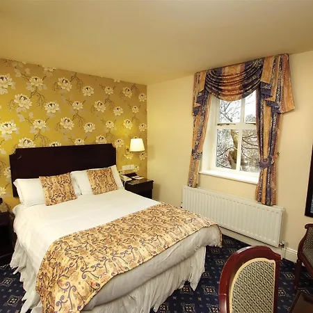 Western Kilima 3* York