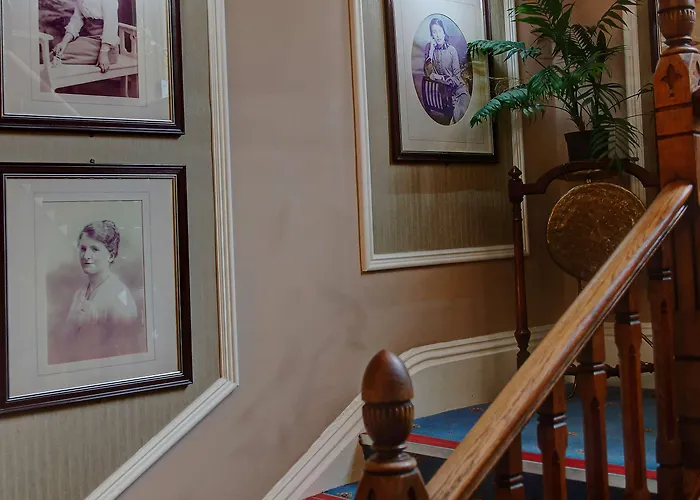 Western Kilima 3* York