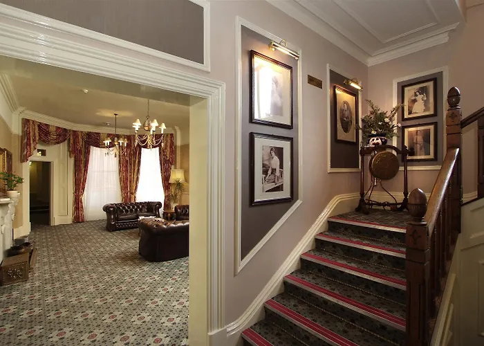 Western Kilima 3* York