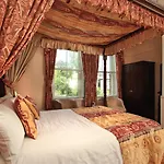 Western Kilima 3* York